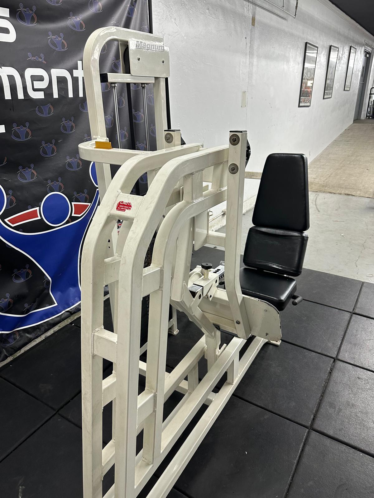 Magnum Seated Leg Press *REFURBSIHED*