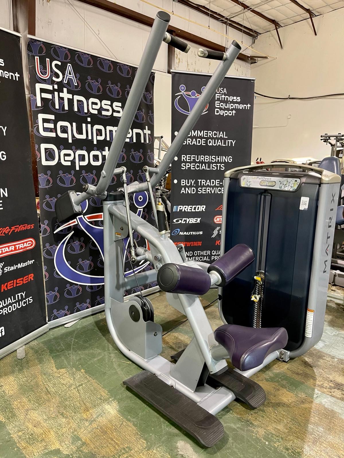 Matrix Fitness G7 Series Lat Pulldown *REFURBISHED*