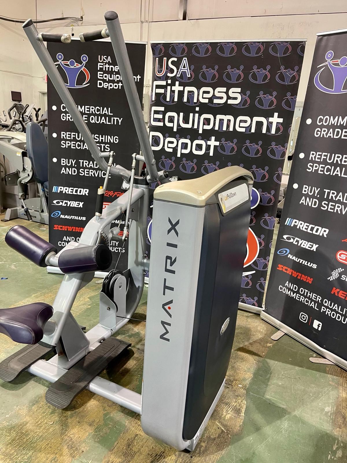 Matrix Fitness G7 Series Lat Pulldown *REFURBISHED*