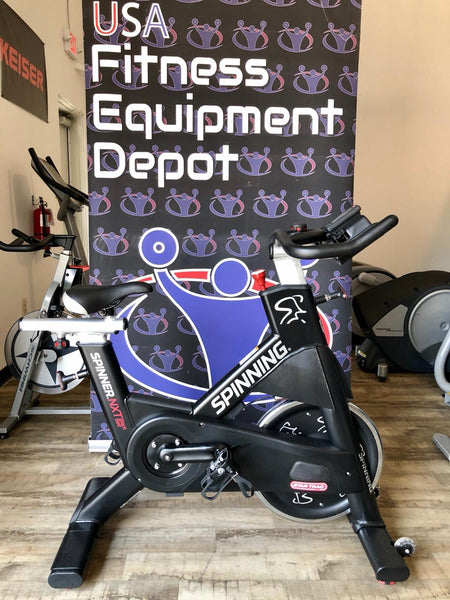 Bicicleta de spinning Star Trac NXT Black Belt *REACONDICIONADA*