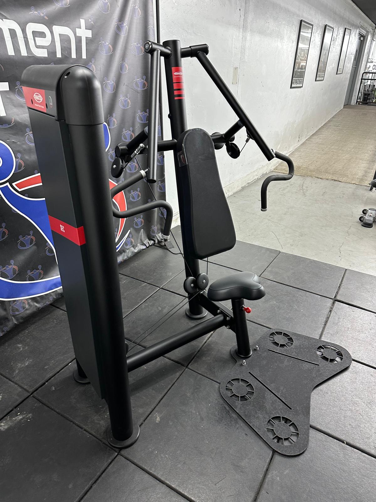 Panatta Inclined Chest Press Convergent *NEW*