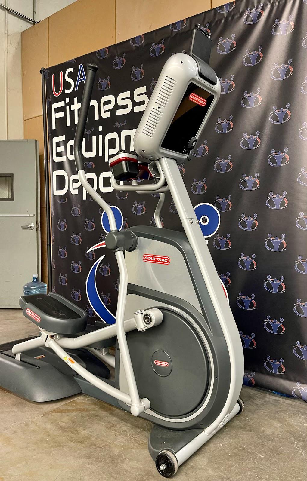 Star Trac 8 Series Cross Trainer Elliptical *REFURBISHED*