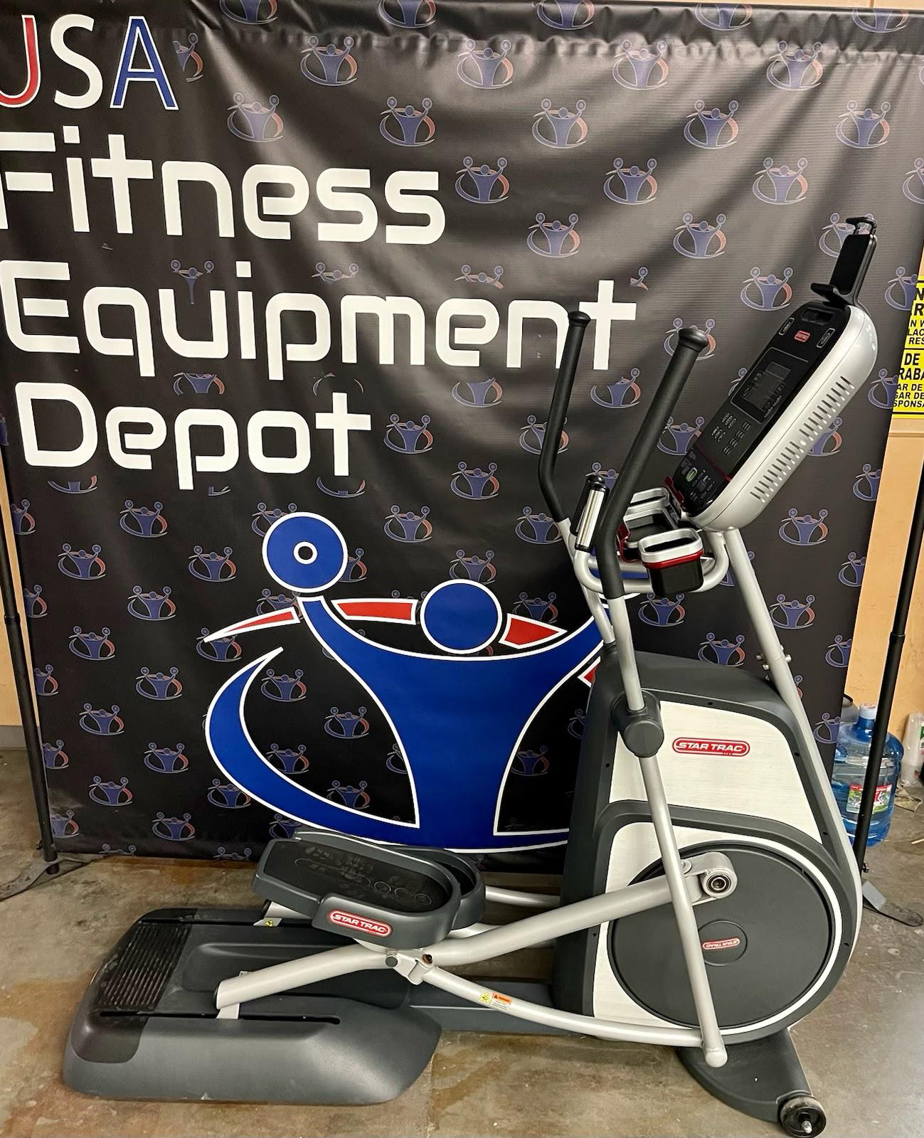 Star Trac 8 Series Cross Trainer Elliptical *REFURBISHED*