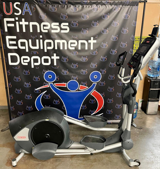 Star Trac 8 Series Rear Drive Elliptical *REFURBISHED*
