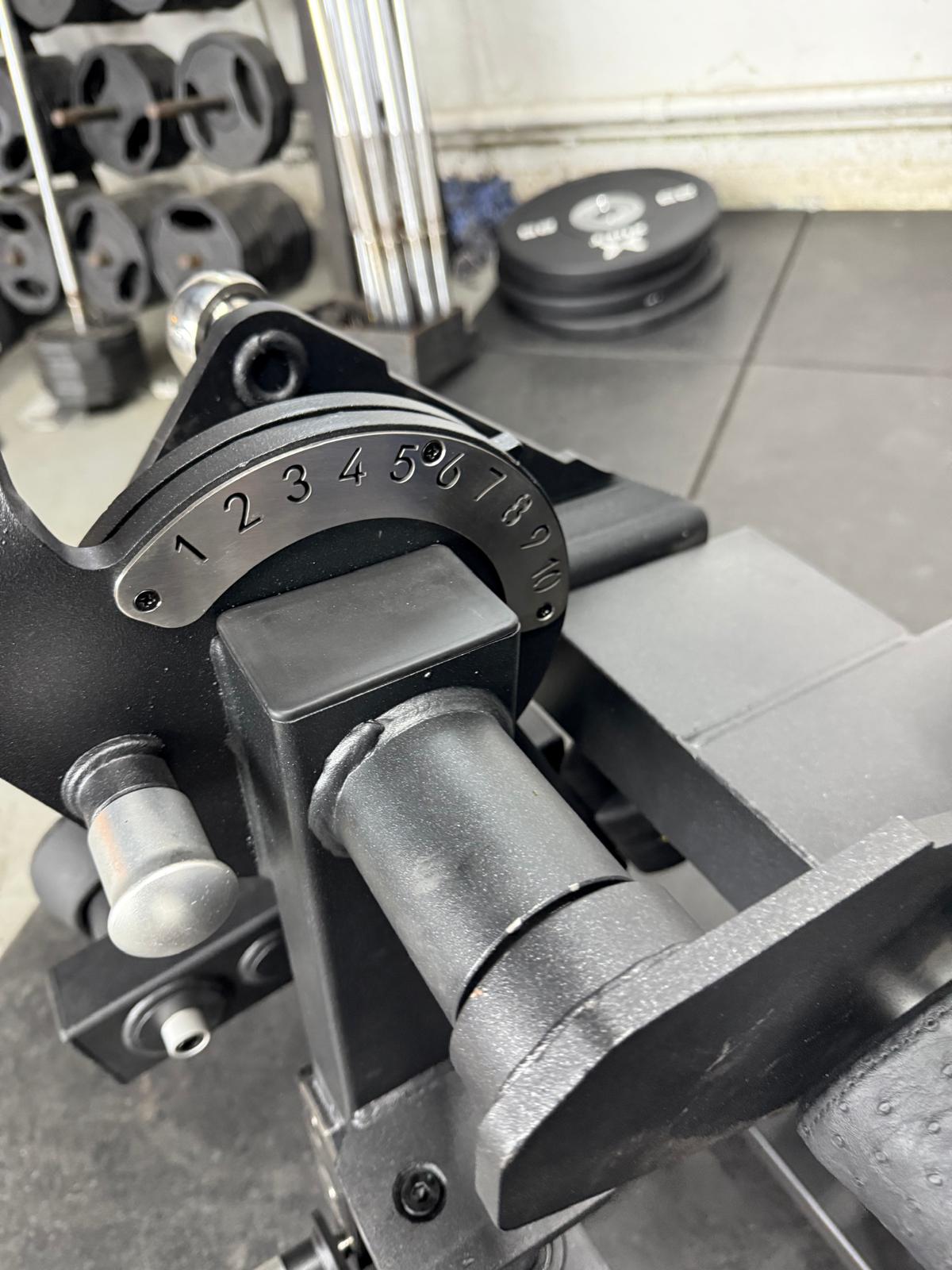 Premier Strength Titan Series Unilateral Leg Extension (Black) *NEW*