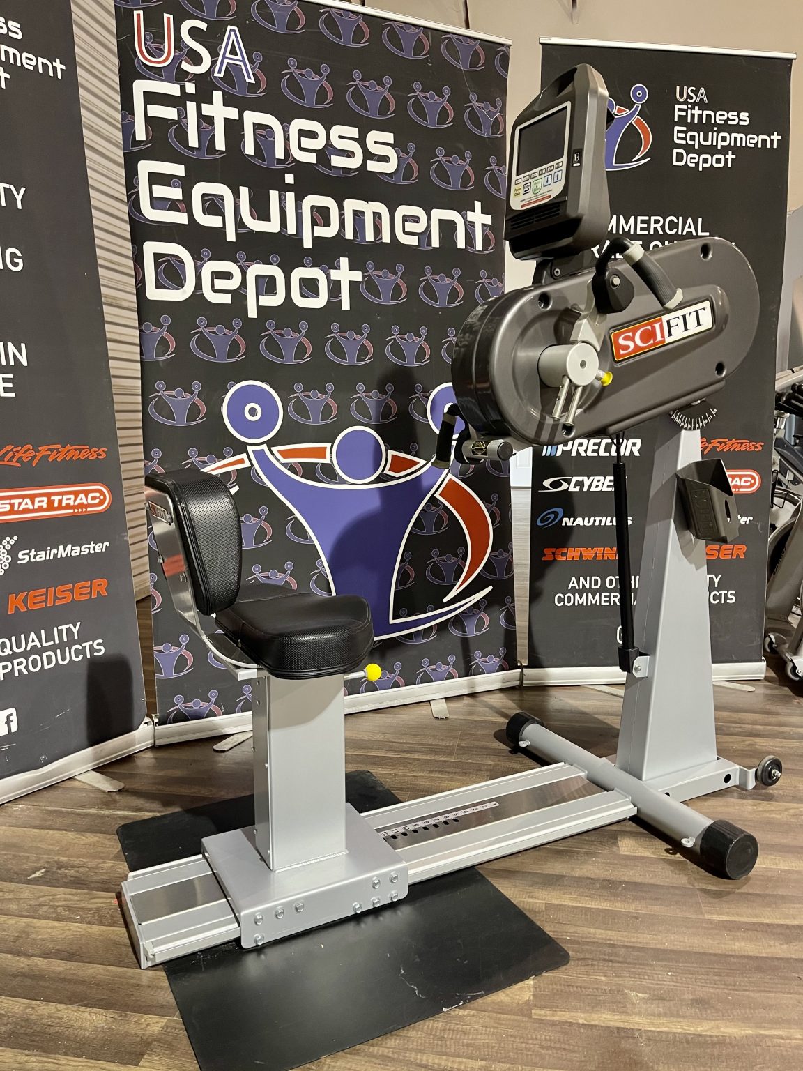 SCIFIT PRO1 UBE Upper Body Ergometer w/Touchscreen *Refurbished* FREE