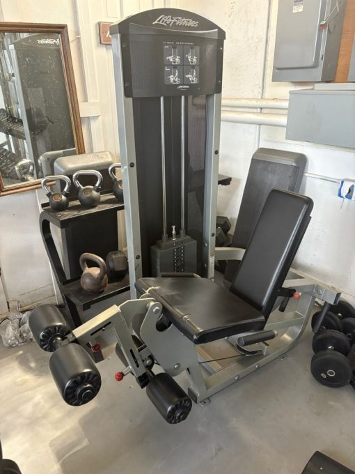 Life Fitness FIT Series 8 Piece Circuit *REFURBISHED* - Image 2