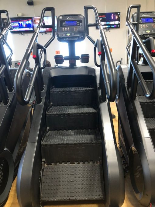 StairMaster 10G Gauntlet w/LED Console *REFURBISHED* - Image 2