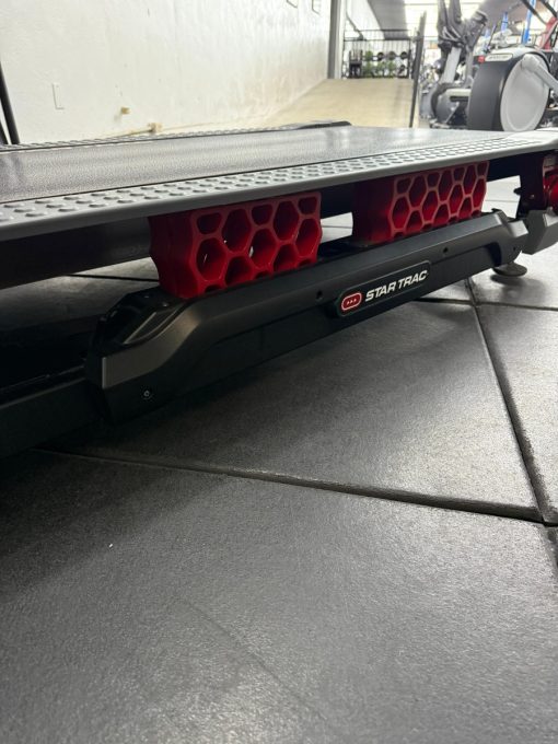 Star Trac 10TRx FreeRunner Treadmill w/LED Console *NEW* - Image 4